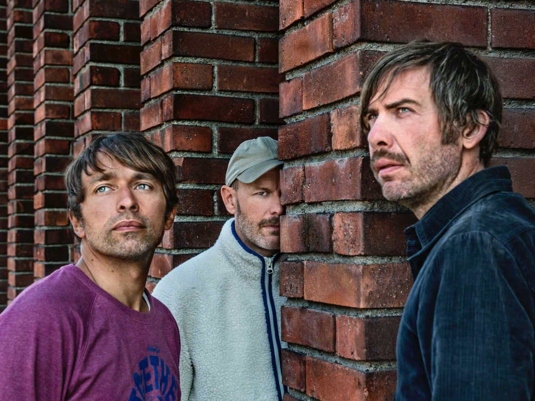 PETER BJORN AND JOHN release the video for catchy new single 'On The Brink' 