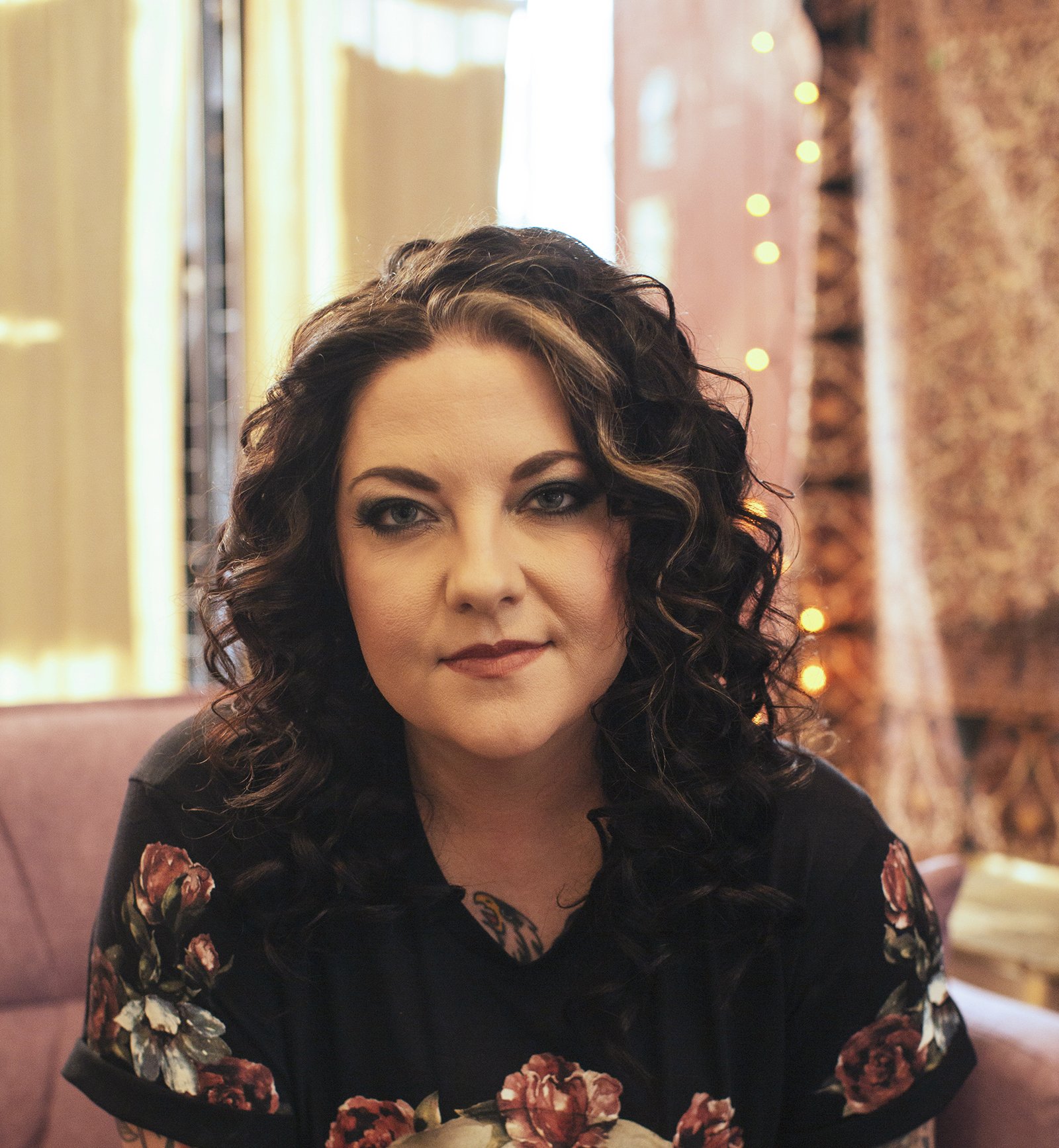 American country music singersongwriter, ASHLEY MCBRYDE announces