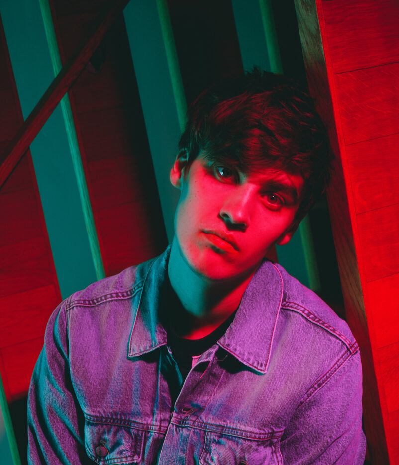 VIDEO PREMIERE: JC Stewart - ‘Lying That You Love Me’ 