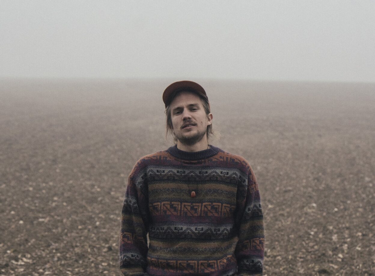 TRACK PREMIERE: Bartleby Delicate’s new single tackles the subject of irrepressible memories 