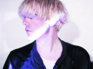 INTERVIEW: New Music, Writing Books, Revels & Going to the Gym – A sit-down with TIM BURGESS