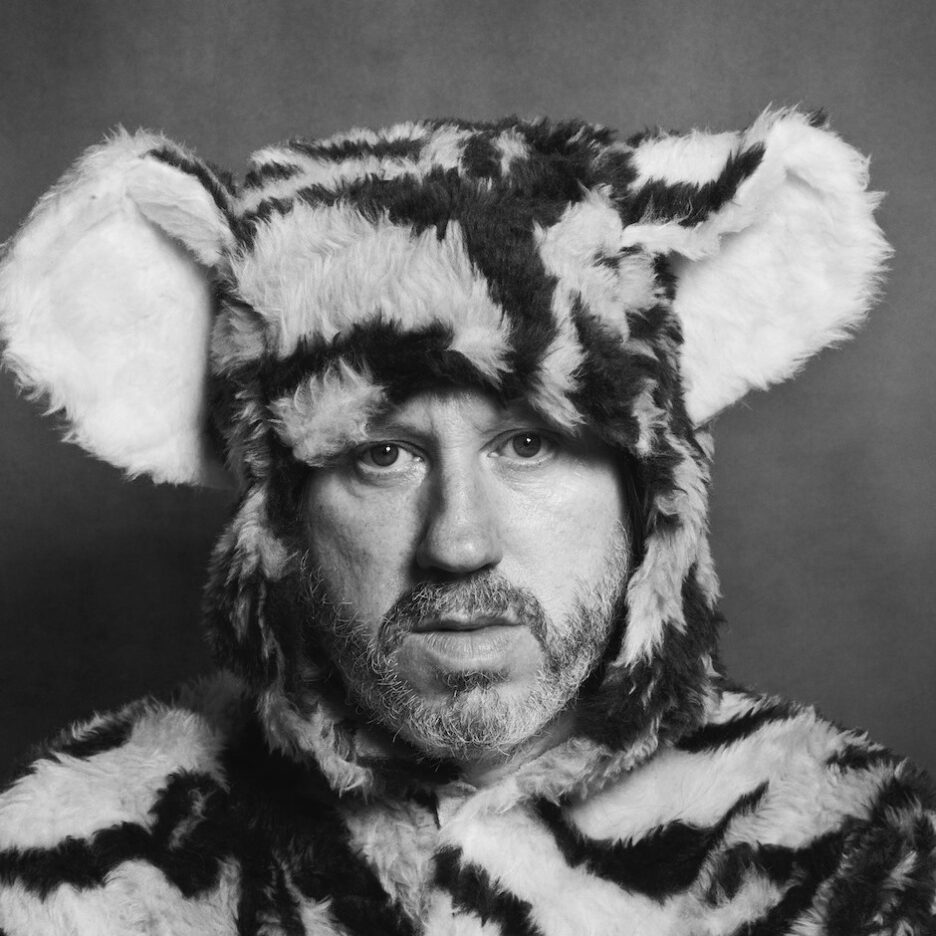 BADLY DRAWN BOY announces new album ‘Banana Skin Shoes’ 