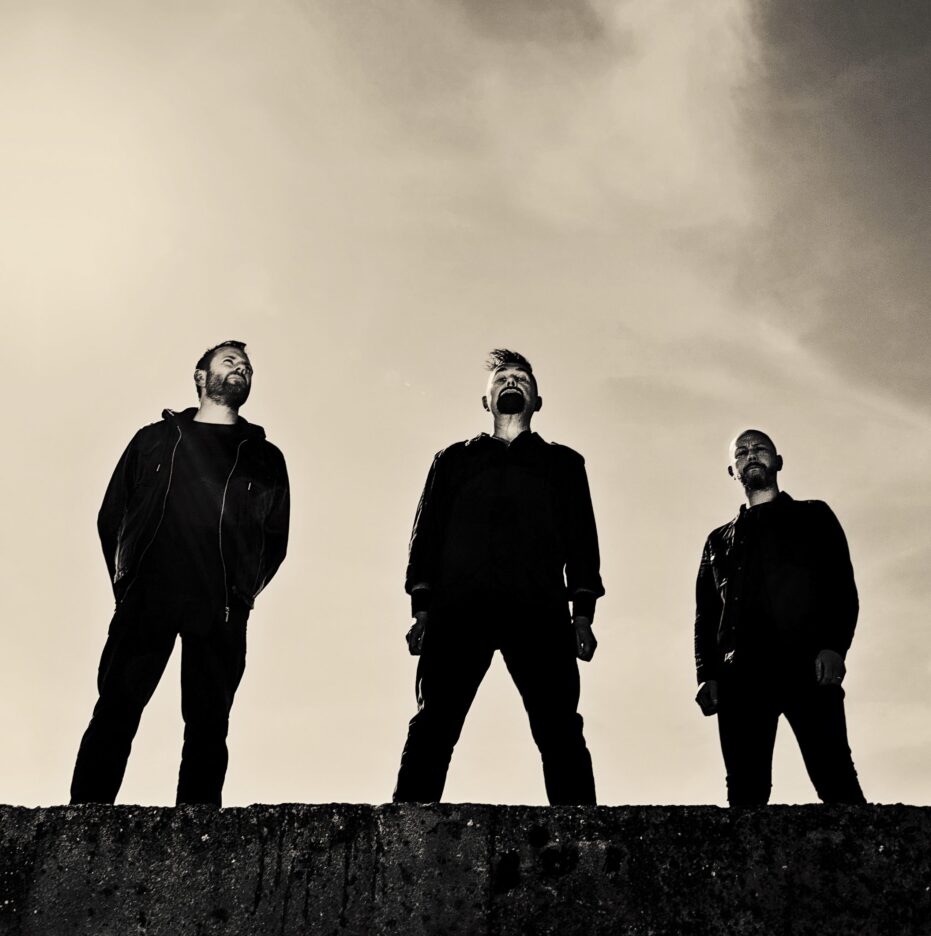 INTERVIEW: Thirty Years of THERAPY? - A Chat with ANDY CAIRNS 1