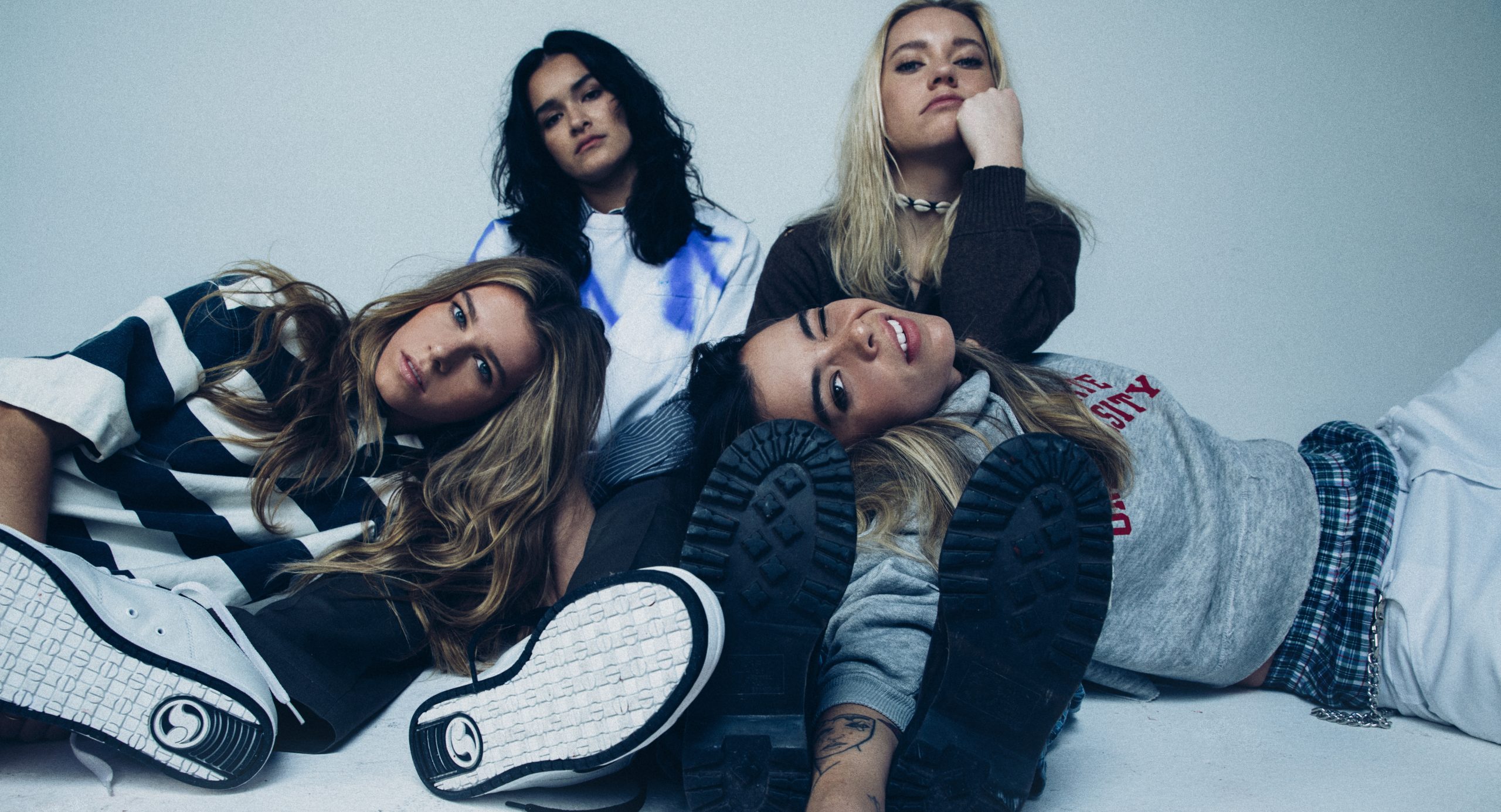 THE ACES return with new music video for single 'DAYDREAM' 