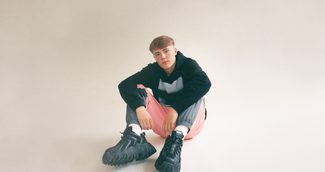 VIDEO PREMIERE: Jack Britten - I Want to Be Alone 