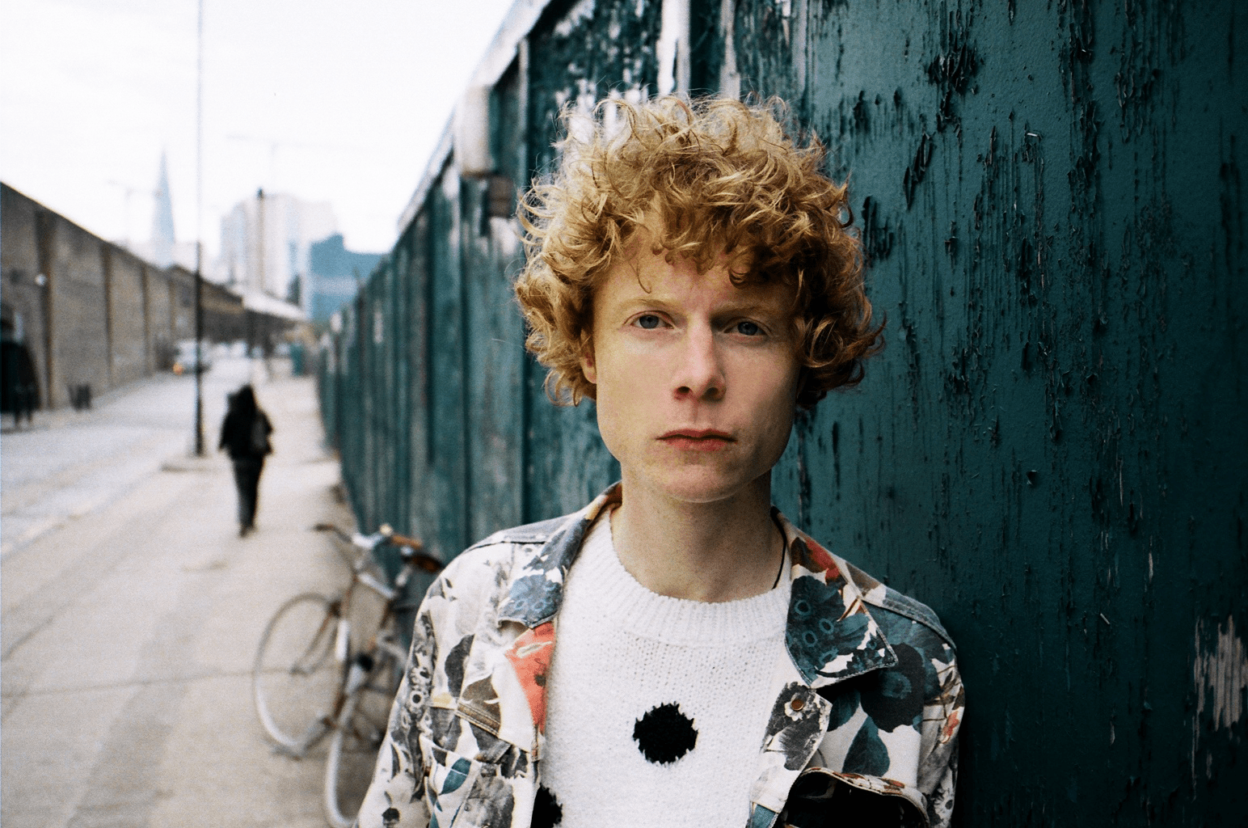 VIDEO PREMIERE: Ralph of London - Dotty