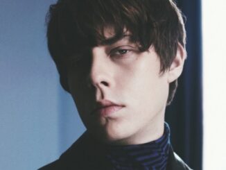 JAKE BUGG releases a short film for his new track 'Rabbit Hole' - Watch Now 108 JAKE BUGG releases a short film for his new track 'Rabbit Hole' - Watch Now