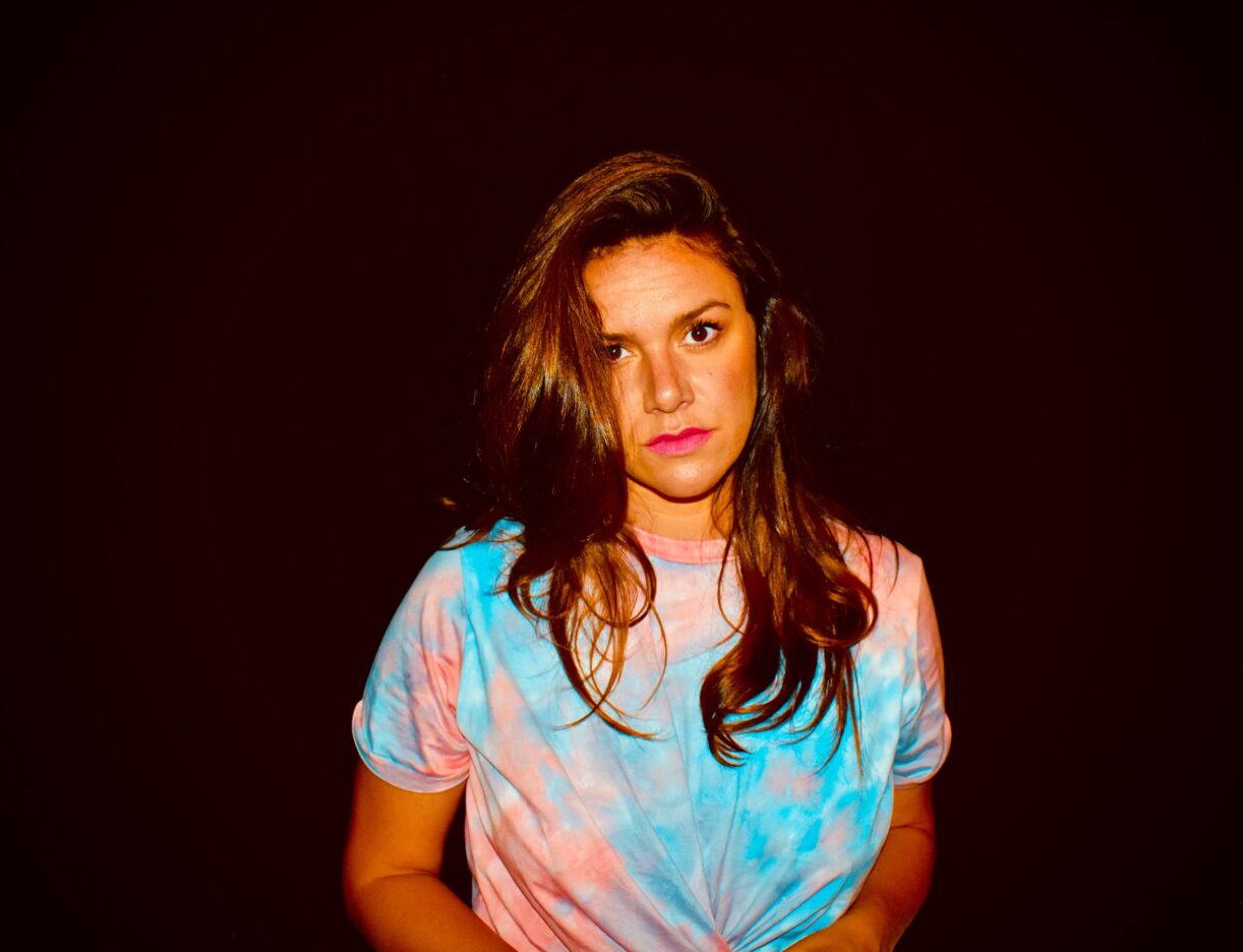 TRACK PREMIERE: B & the Hive - Heart Beat 