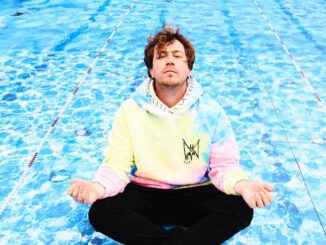 JAMES BOURNE releases debut solo track ‘Everyone Is My Friend’ - Listen Now 3