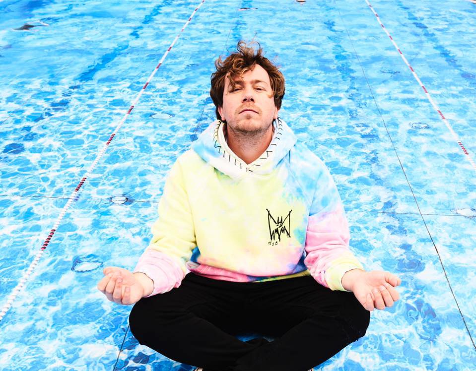 JAMES BOURNE releases debut solo track ‘Everyone Is My Friend’ - Listen Now 3