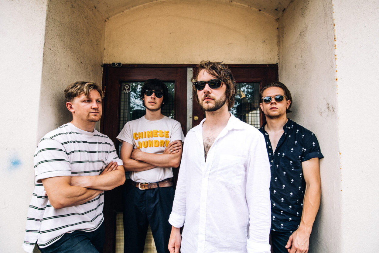 EXCLUSIVE Stream: New EP 'Vol 3' Unveiled From Alt-Punk Four Piece LET MAN LOOSE 