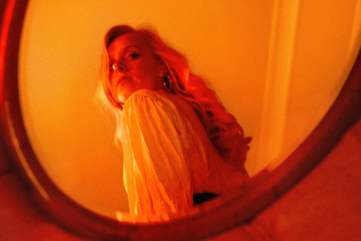Irish alt-pop songwriter REBEKAH FITCH releases new single 'Dust' - Listen Now 