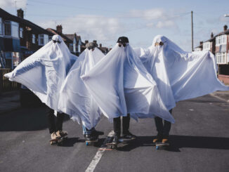 THE LATHUMS get spooked in video for new single 'I See Your Ghost' - Watch Now 92 THE LATHUMS get spooked in video for new single 'I See Your Ghost' - Watch Now