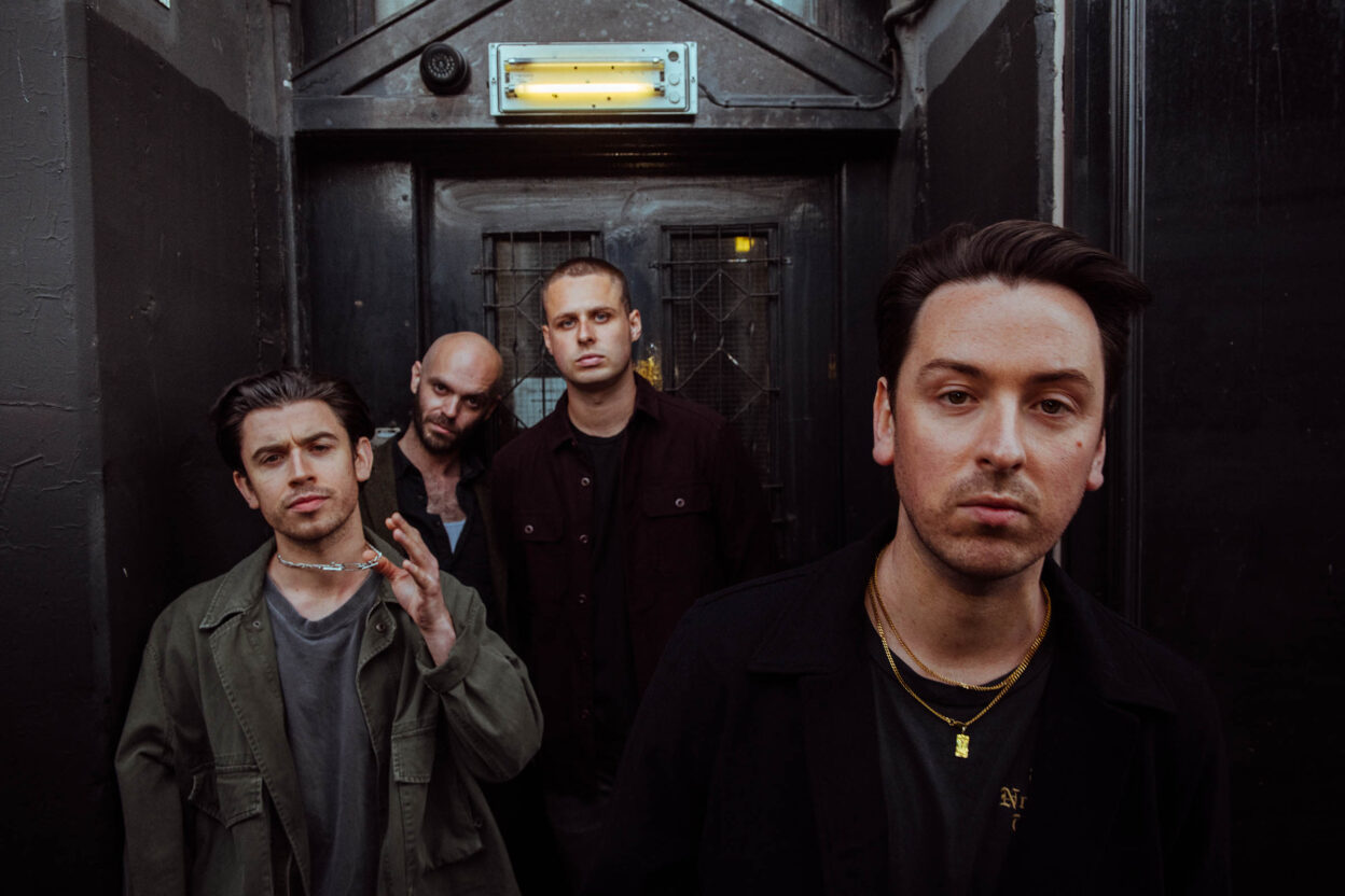 VIDEO PREMIERE: Tijuana Bibles - Stateless 1
