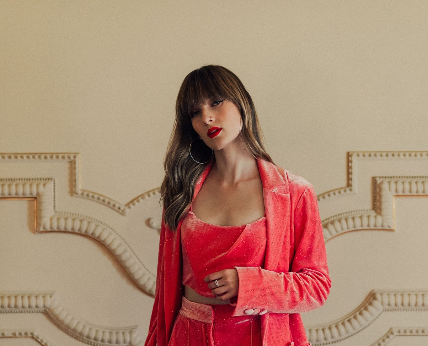 GRETTA RAY shares video for intoxicating new single 'Passion' - Watch Now! 2