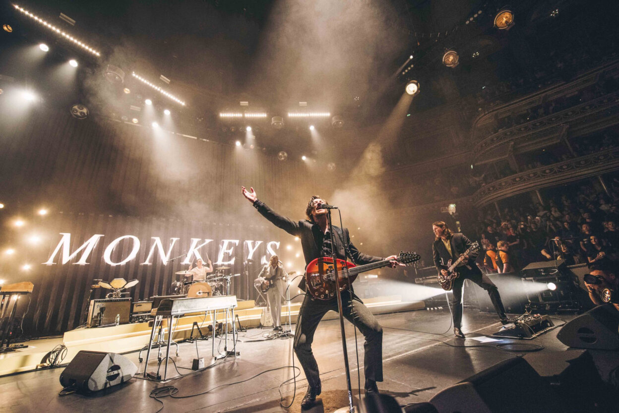 ARCTIC MONKEYS share live video for 'Arabella' from new album ‘Arctic Monkeys – Live At The Royal Albert Hall’ 1