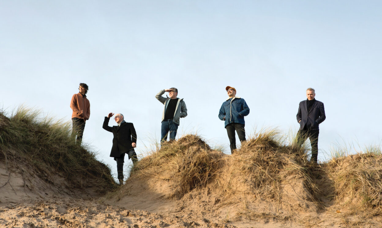 TEENAGE FANCLUB announces tenth studio album: 'Endless Arcade' - out 5th March 2