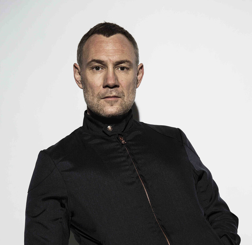 DAVID GRAY shares video for 'Heart & Soul' from his twelfth studio album 'Skellig' - out February 19th 2021 1