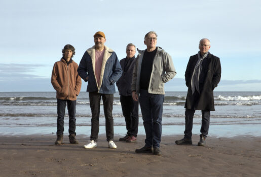 TEENAGE FANCLUB release video for new single 'The Sun Won’t Shine On Me' 1