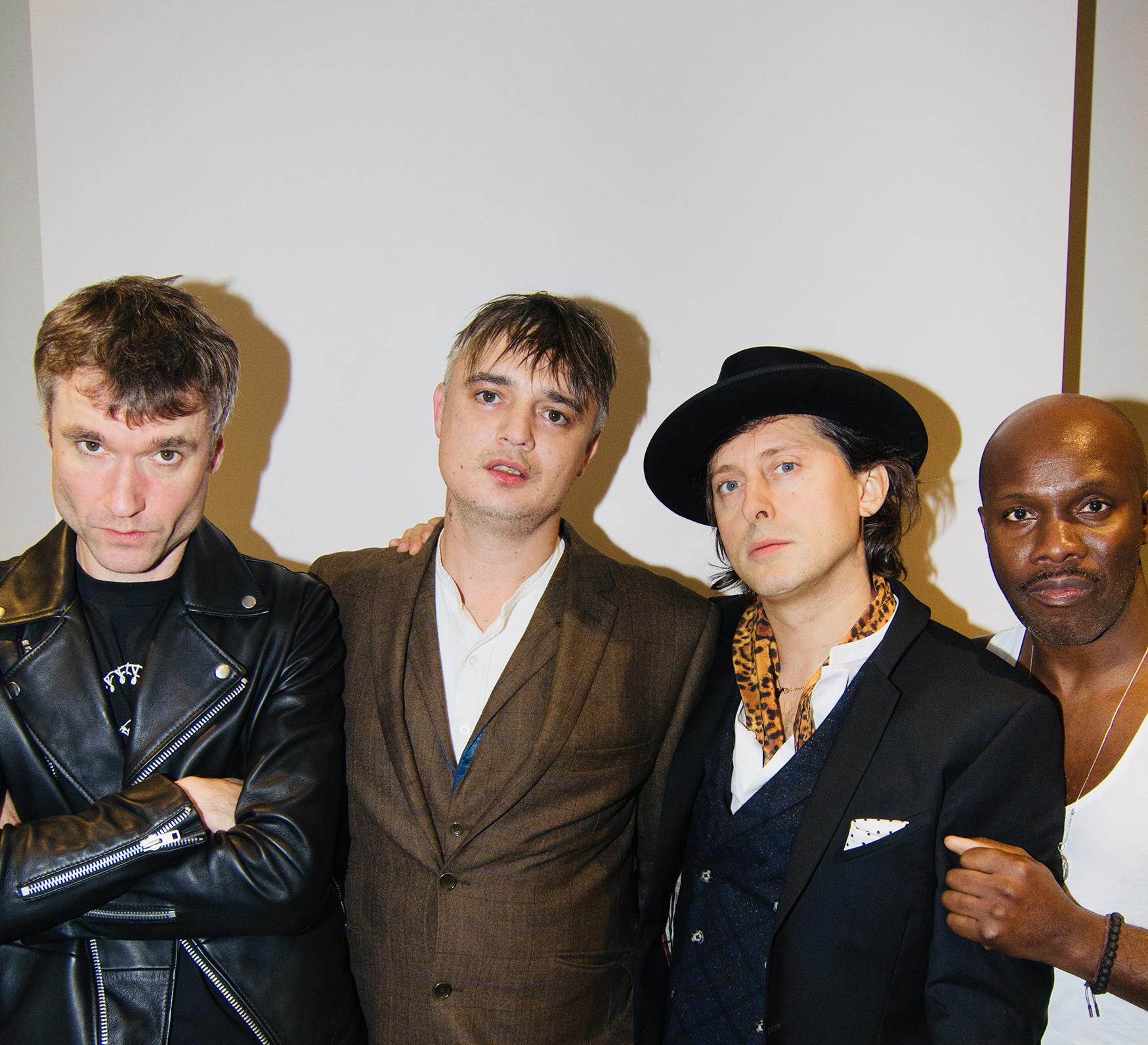THE LIBERTINES announce a fifteen-date Christmas jaunt across the UK in November and December 1