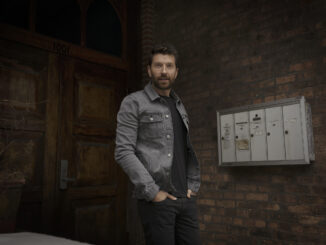 Country superstar BRETT ELDREDGE announces headline show at the Ulster Hall, Belfast on Tuesday 3 May 2022 1