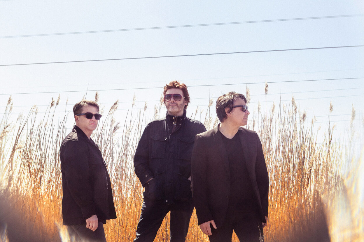 MANIC STREET PREACHERS share new video for 'Orwellian' - Watch Now! 1