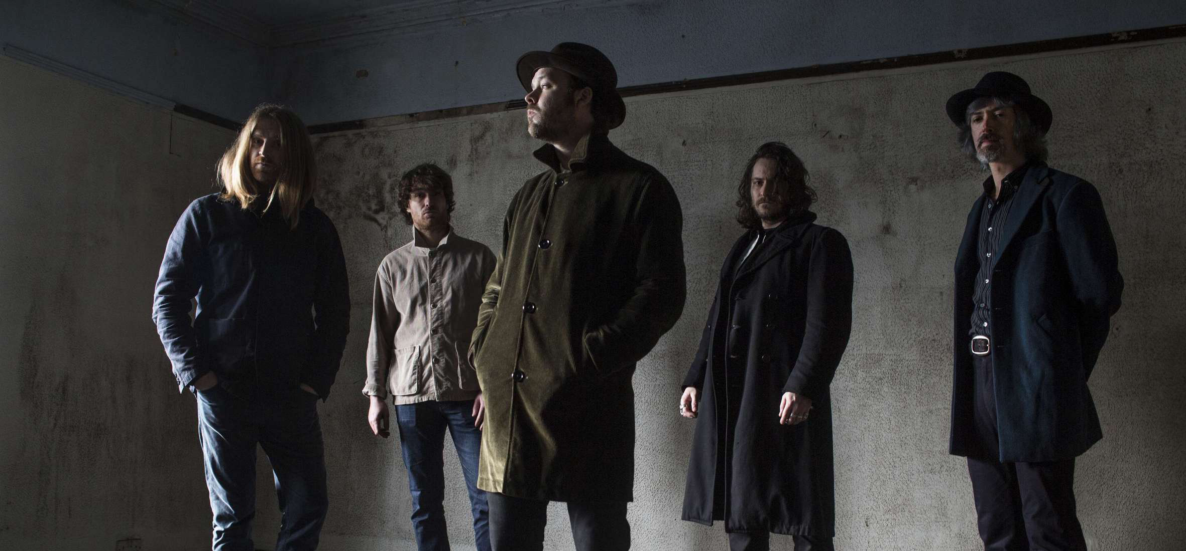 THE CORAL share video for 'Change Your Mind' - Watch Now! 