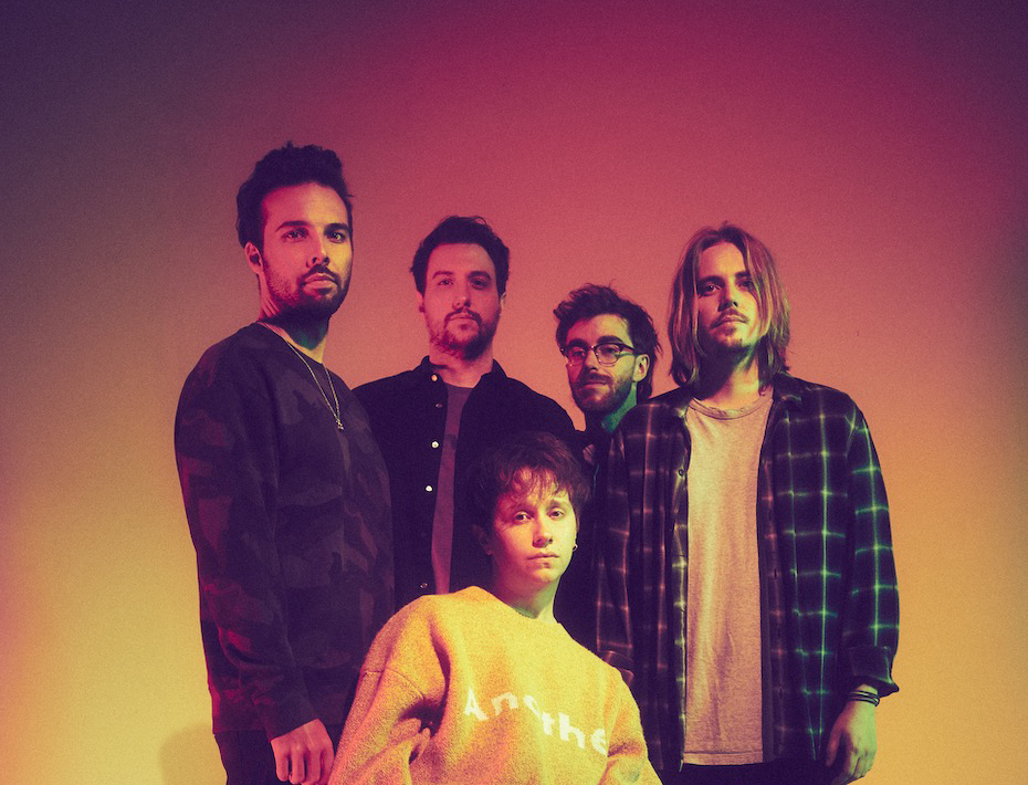 NOTHING BUT THIEVES release video for new single 'Futureproof' 