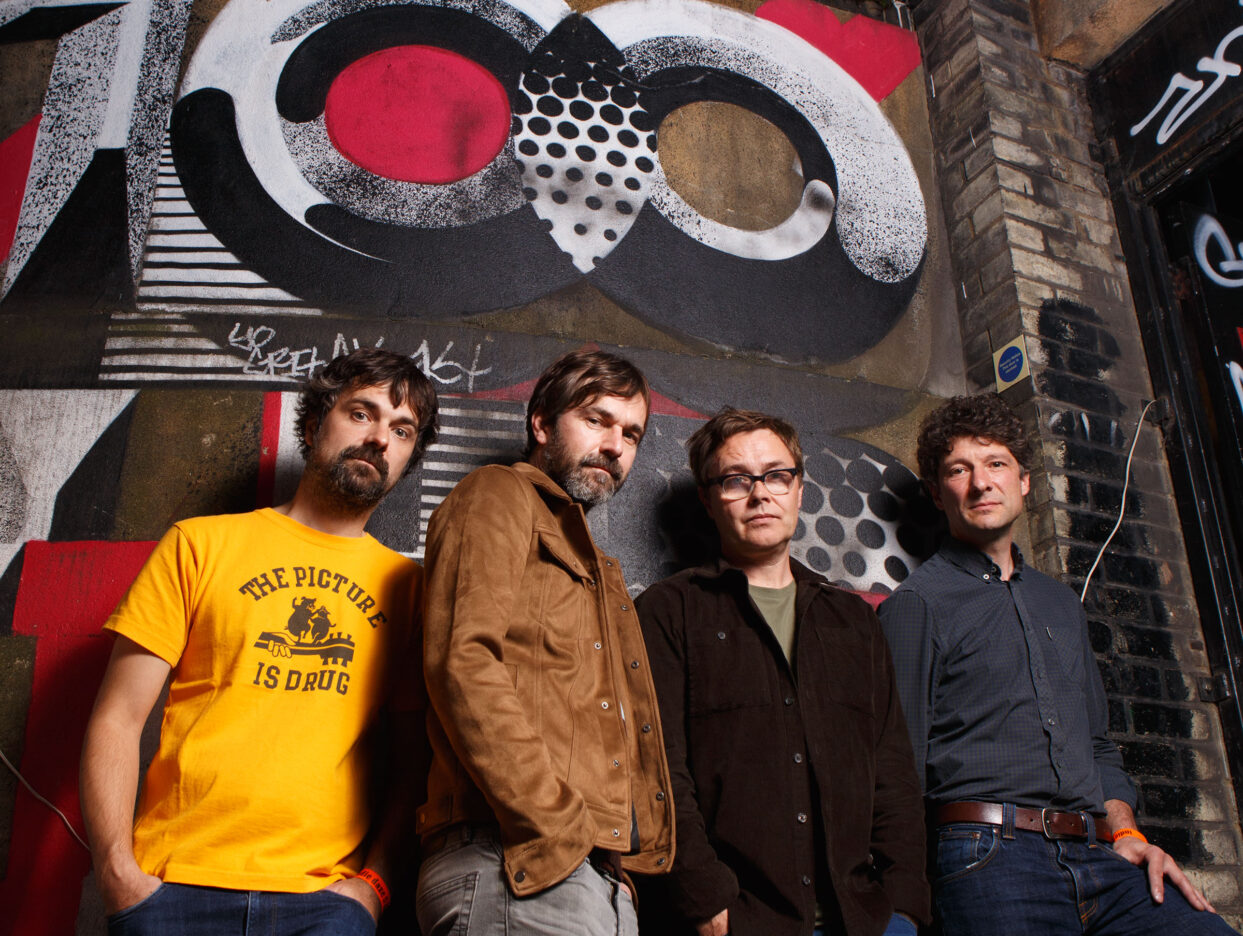 INTERVIEW: The Bluetones' Mark Morriss on the 25th Anniversary of 'Expecting To Fly' 