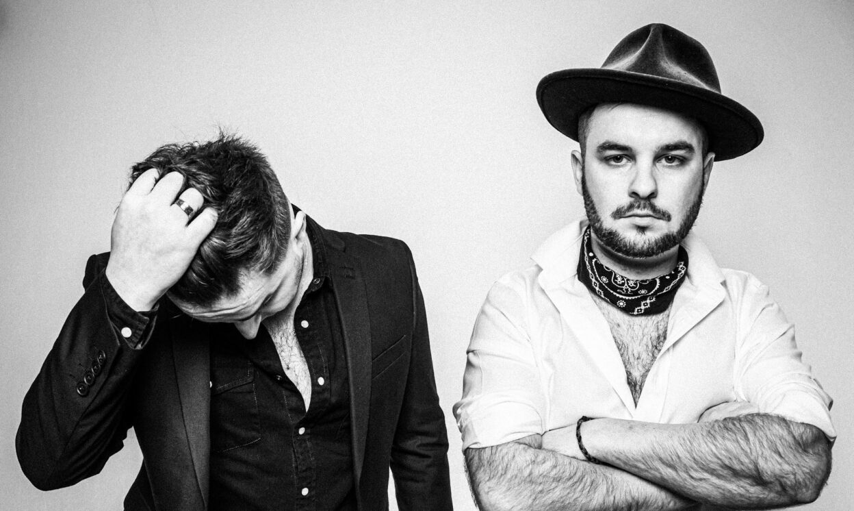 TRACK PREMIERE: Foreign Affairs - Make a Move 