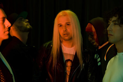 VIDEO PREMIERE: Fake Shark - Quicksand 