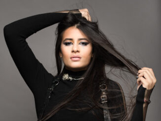 VIDEO PREMIERE: Anti-bullying activist RIDI OSWAL releases video for her debut single 'Top Guy' 83 VIDEO PREMIERE: Anti-bullying activist RIDI OSWAL releases video for her debut single 'Top Guy'