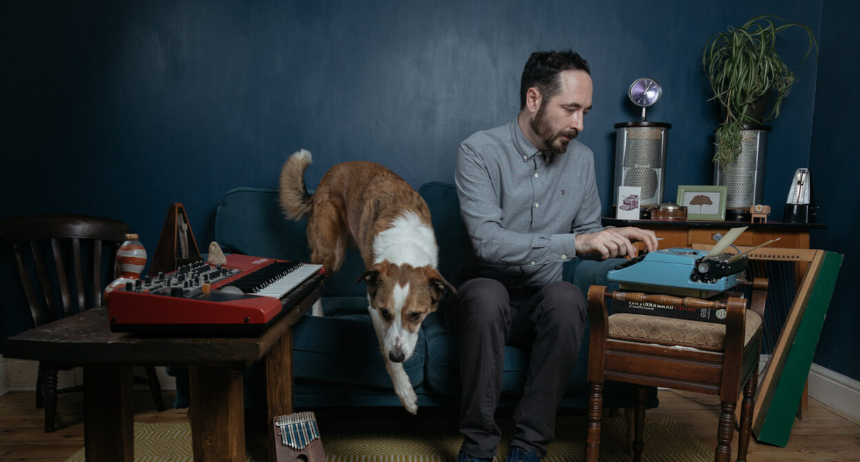 VIDEO PREMIERE: Meilir - Music For Typewriter 