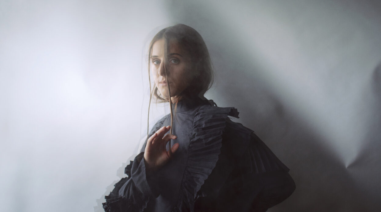 ALBUM REVIEW: Adna – Black Water 
