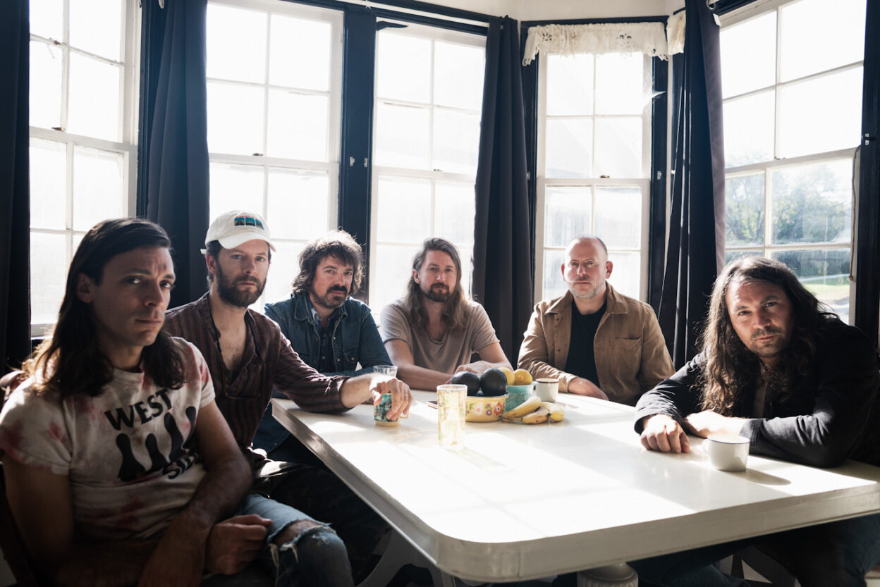 THE WAR ON DRUGS release video for new single 'I Don’t Live Here Anymore' 