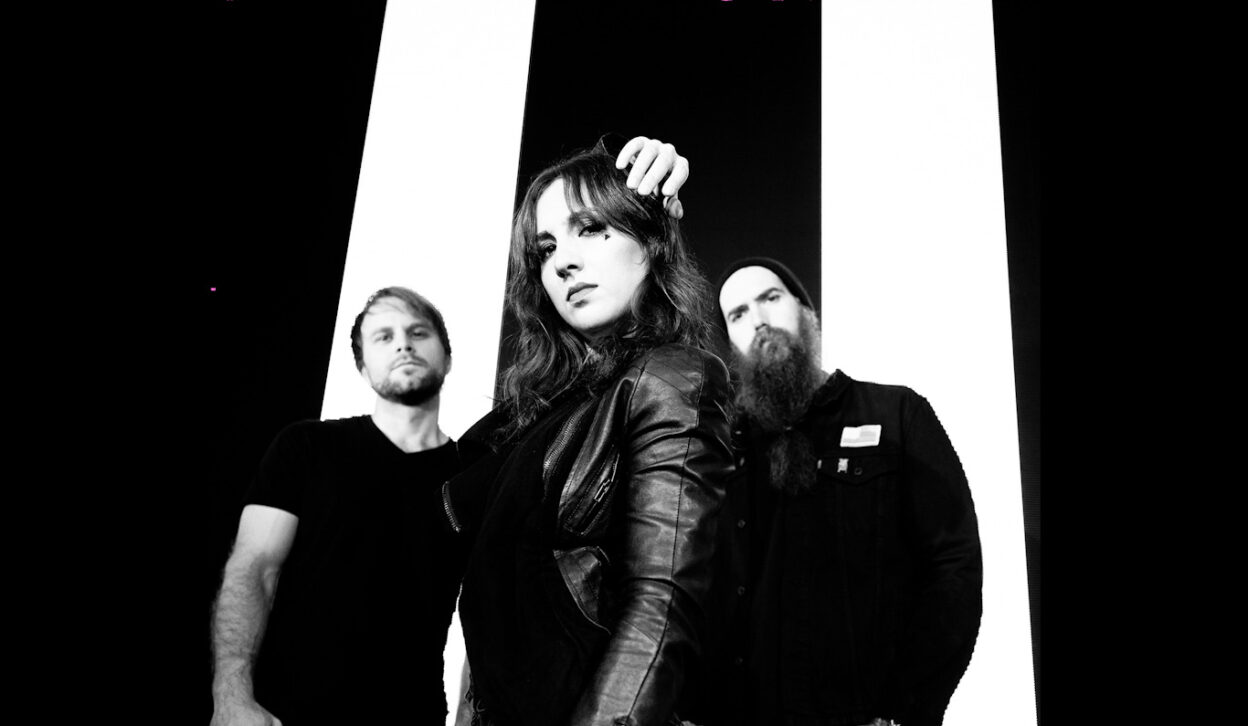 VIDEO PREMIERE: Jane N’ The Jungle – Ain’t No Other Way 