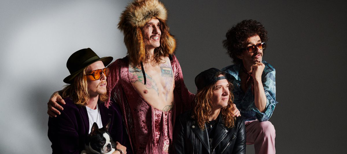 THE DARKNESS reveal brand new song 'Nobody Can See Me Cry' - Watch Video 1
