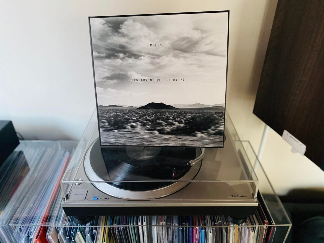 ON THE TURNTABLE: R.E.M. - New Adventures in Hi-Fi 