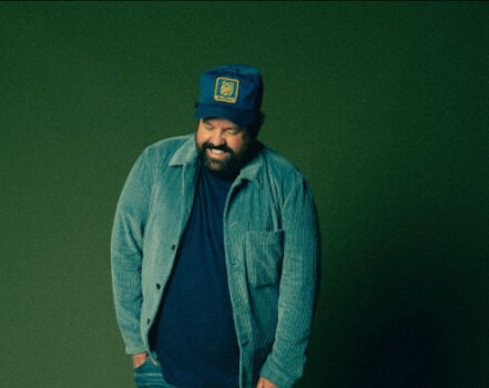 DONOVAN WOODS shares new single 'I Hope You Change Your Mind' 1