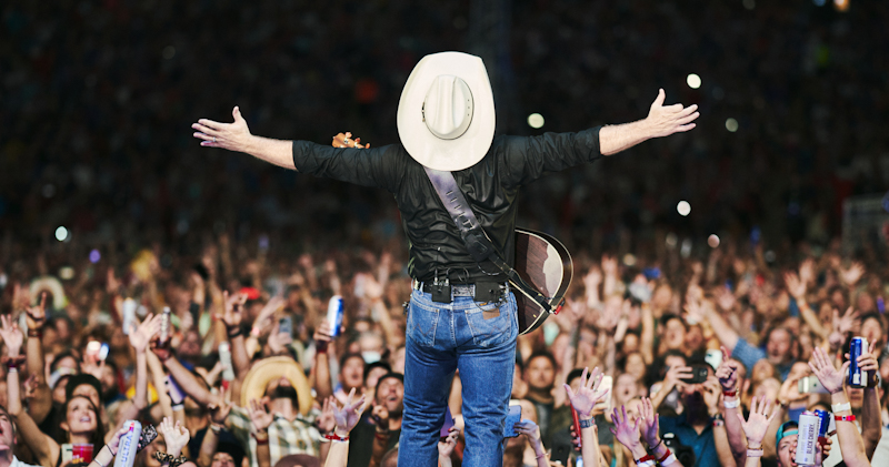 GARTH BROOKS will play Croke Park, Dublin on 9th & 10th September 2022 