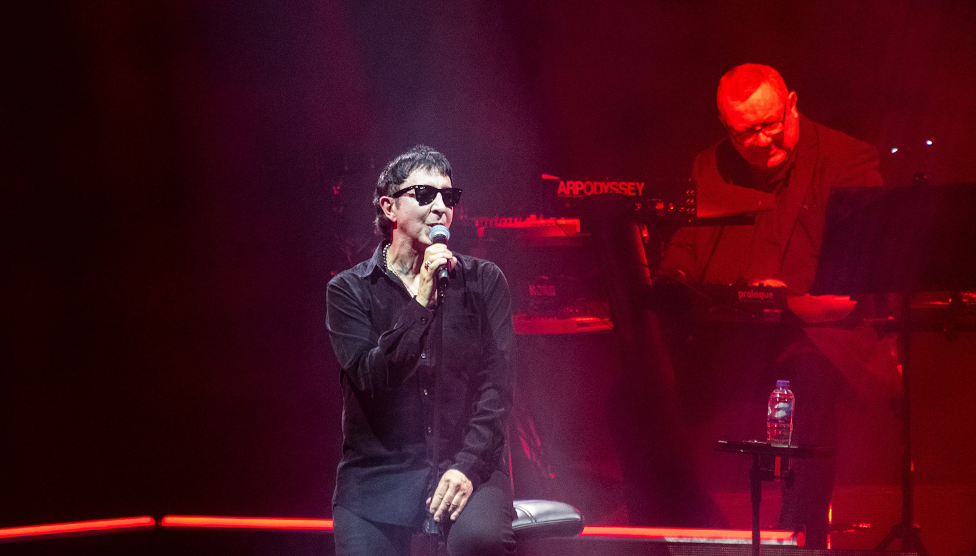 LIVE REVIEW: Soft Cell “Non-Stop Erotic Cabaret” 40th anniversary tour at  Hammersmith Apollo, London 1