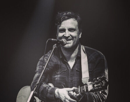 INTERVIEW: Starsailor frontman JAMES WALSH on the 20th-anniversary of their debut album, Love Is Here 1