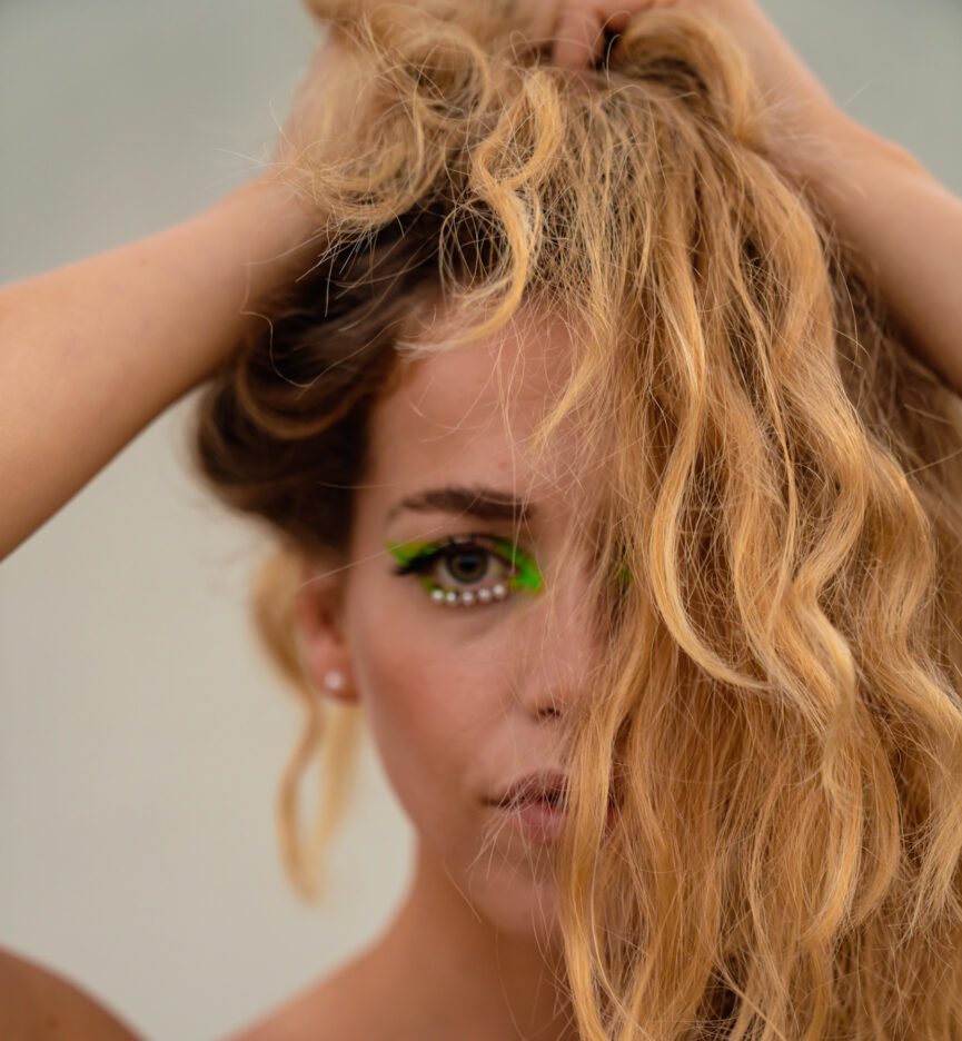 ALBUM REVIEW: Miranda Joan – Windborne 