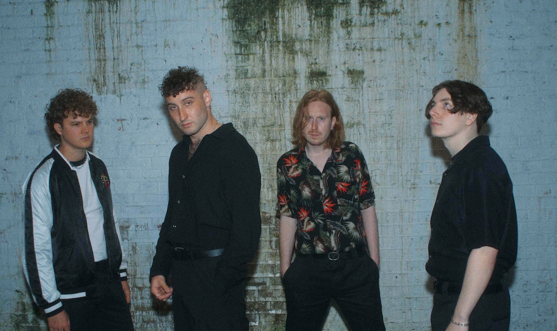 SEA GIRLS unveil video for new single 'Hometown' & announce UK outstore dates for May 2022 