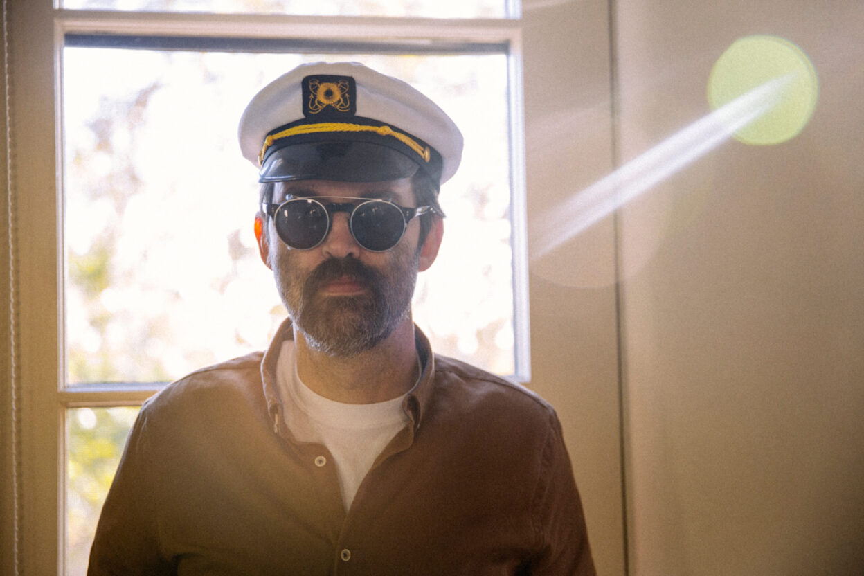 EELS release CGI music video for their new single, ‘The Magic’ 1