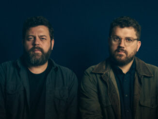 BEAR'S DEN announce new album 'Blue Hours' set for release on May 13th - Hear new single 'Spiders'