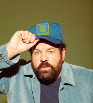 DONOVAN WOODS shares new single 'I Won’t Mention It Again' & announces the Big Hurt Boy EP - out on March 18th 