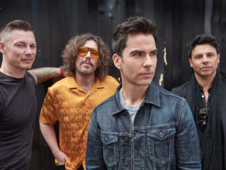 STEREOPHONICS release new single 'Forever' today - taken from forthcoming album 'Oochya!' 1