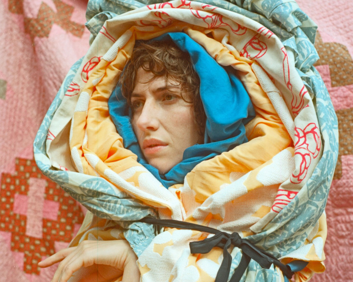 ALDOUS HARDING releases ‘Fever’ the second single from her forthcoming new album 'Warm Chris' 1