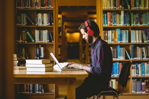 Students at College and University Can Benefit from Two Music Streaming Applications 